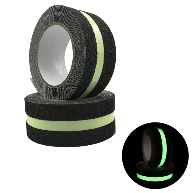 High Quality PVC Outdoor Stair Waterproof Safety Walk Anti Slip Glow In Dark Tape With Middle Luminous Strip